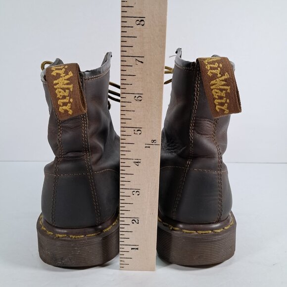 VTG Dr Martens 1460 Boots UK 7, US Men 8 Women 9 Made in England Air Wair Brown - Picture 9 of 16